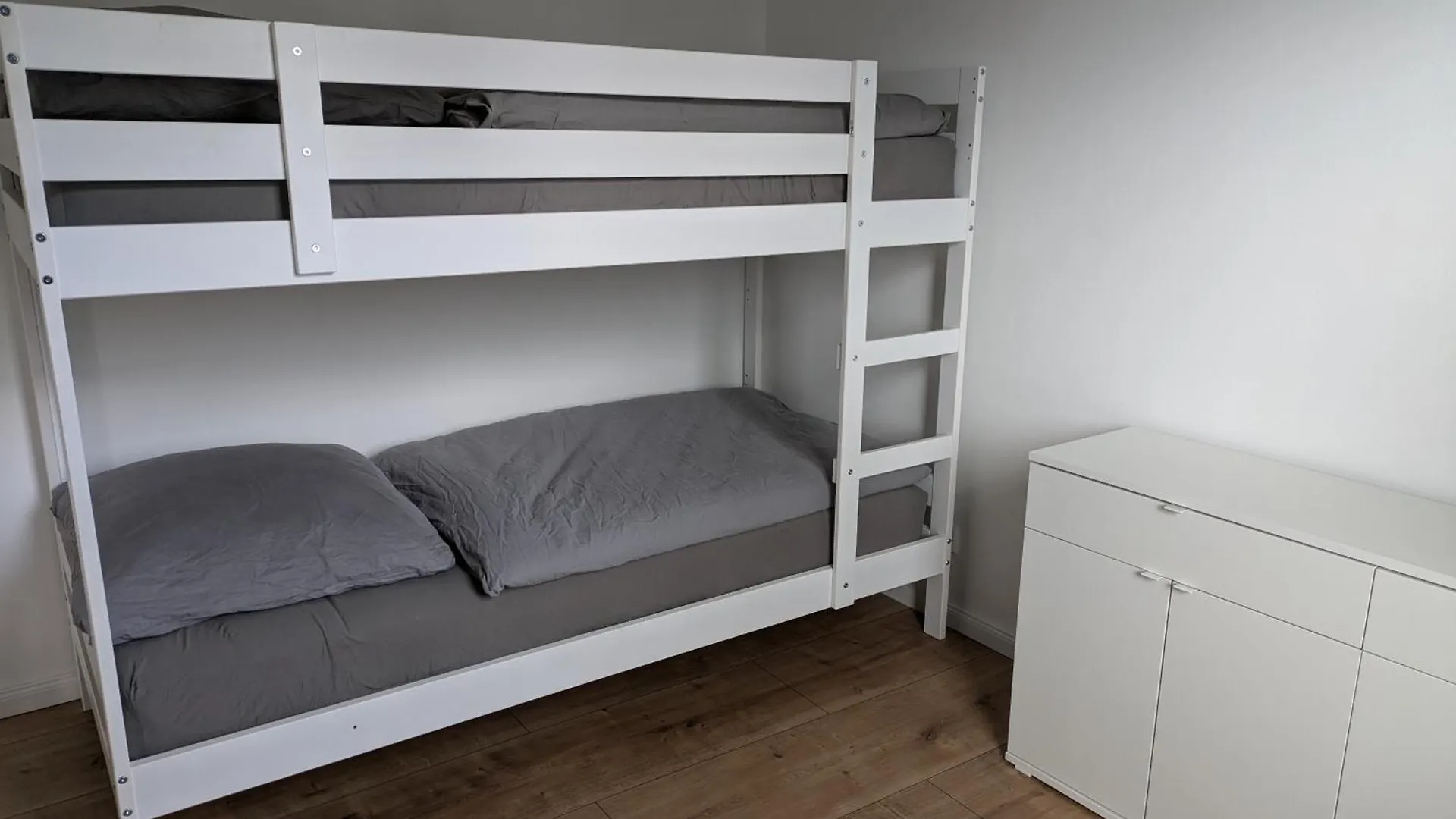 Interaktiv Appartements In Ratingen - Duesseldorferstrasse
